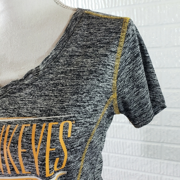 Iowa Hawkeyes Short-sleeve Tee Black Gold - Picture 5 of 13